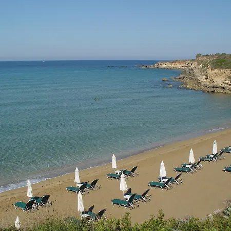 Ξενοδοχείο με διαμερίσματα Astra Village And