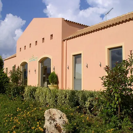 Astra Village And Ξενοδοχείο με διαμερίσματα 4*