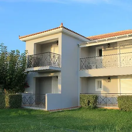 Astra Village And Ξενοδοχείο με διαμερίσματα Livathos (Kefalonia)