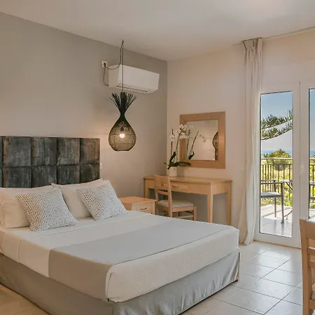 Astra Village And Lägenhetshotell Livathos (Kefalonia)
