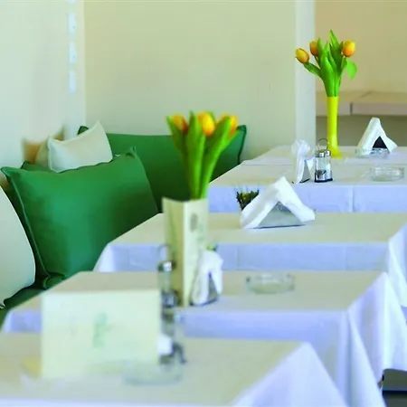 Astra Village And شقة فندقية