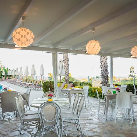 Astra Village And Aparthotel