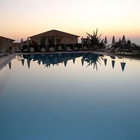 Aparthotel Astra Village And 4*