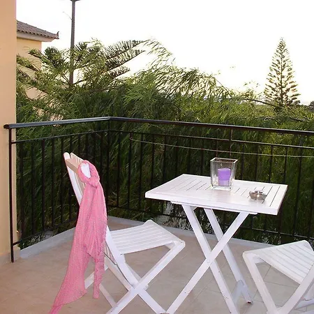 Aparthotel Astra Village And