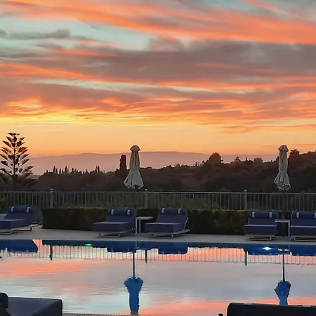 Lejlighedshotel Astra Village And 4*
