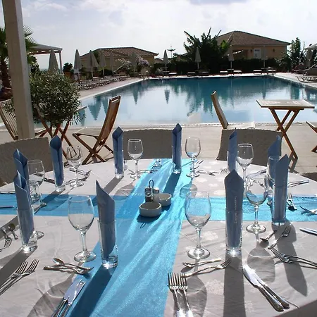 Astra Village And Lejlighedshotel Livathos (Kefalonia)