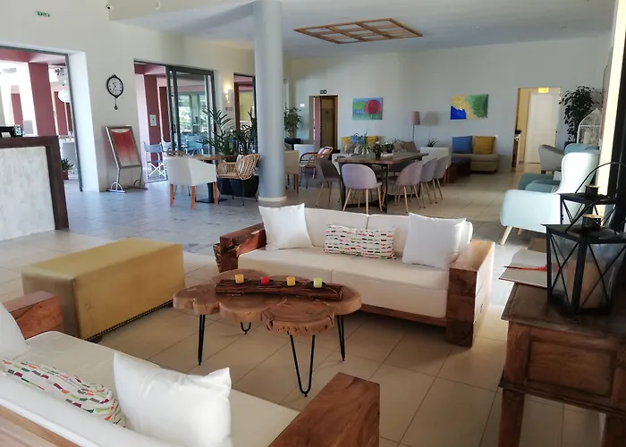 Aparthotel Astra Village And